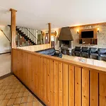 In Ardennes With Sauna And Jacuzzi *