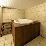 In Ardennes With Sauna And Jacuzzi Ferienhaus Grandhan