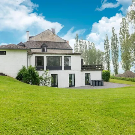 In Ardennes With Sauna And Jacuzzi Grandhan