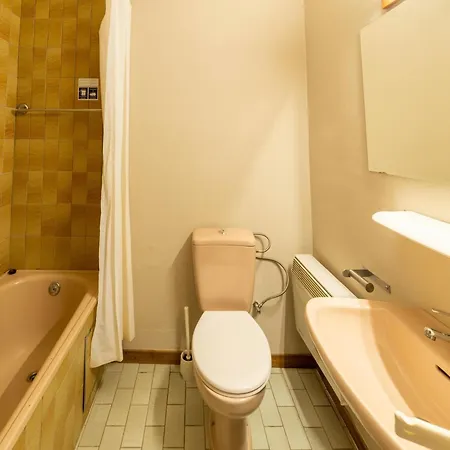 In Ardennes With Sauna And Jacuzzi Grandhan